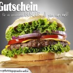 Sehr lecker angerichteter Cheeseburger