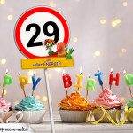 29. Geburtstag Geburtstagswünsche mit Schild und Alter auf Karte