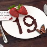 Geburtstagskarte mit Erdbeeren und Schokolade zum 19. Geburtstag