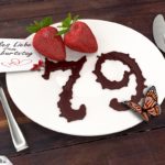 Geburtstagskarte mit Erdbeeren und Schokolade zum 79. Geburtstag